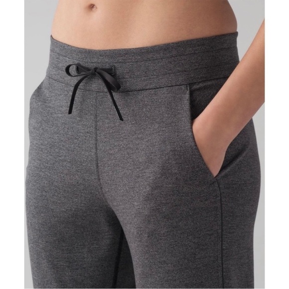 Lululemon On Track Jogger Heathered Black Size 2 - Picture 5 of 16